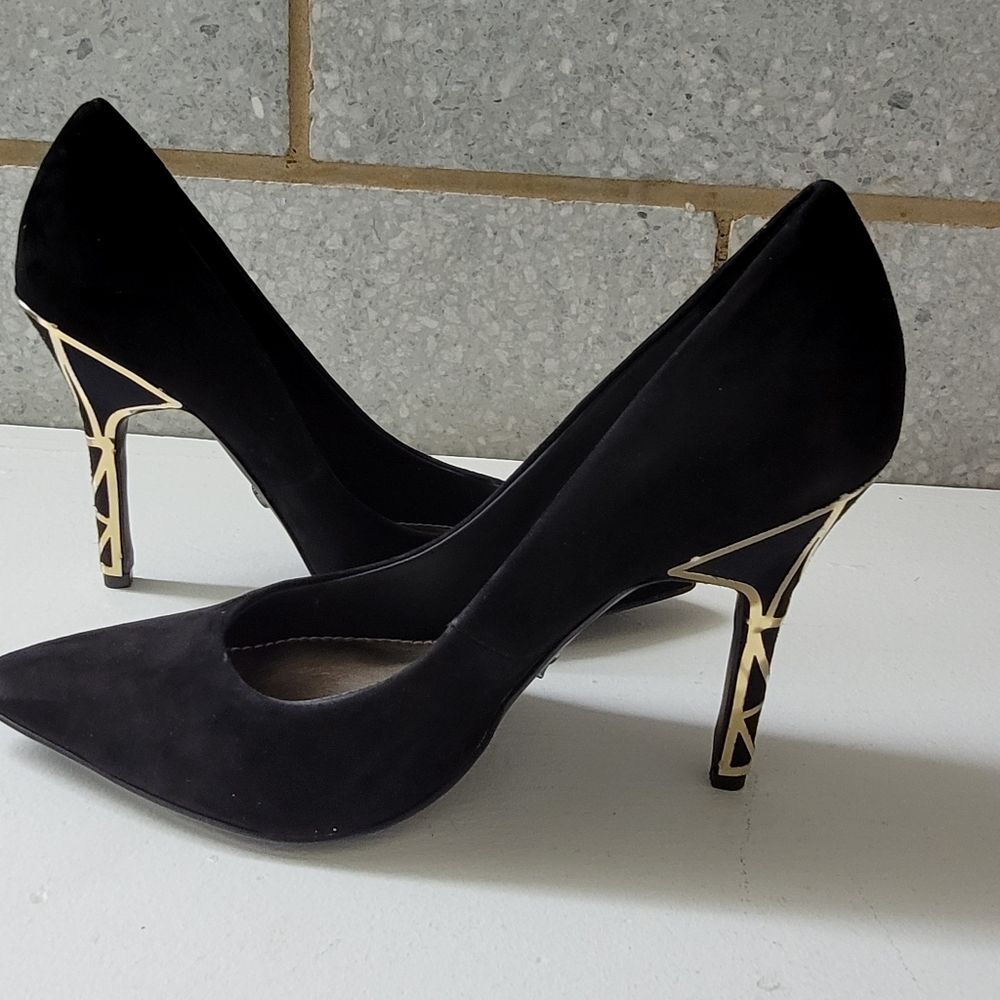 Black suede high heel Rachel Zoe pumps with gold trim, Size 7.5M